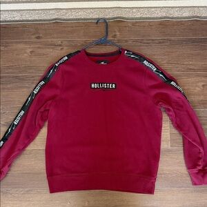 Hollister Men's Burgundy Crewneck Sweater